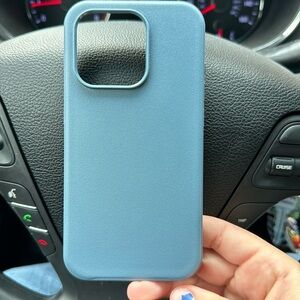 iPhone 15 pro case otter box